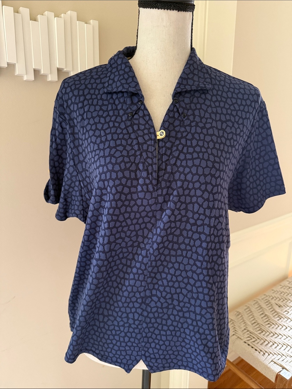 Vintage Jamie Sadock Blue Animal Print Golf Polo Top L Roll Tab Sleeve Stretch